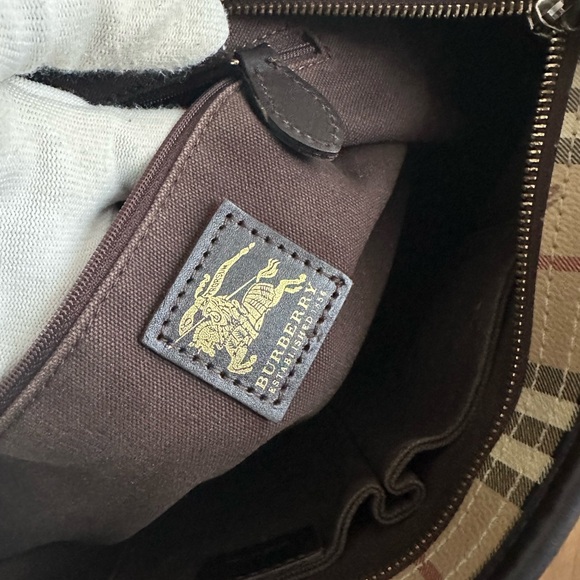 Burberry zippy tote bag - Picture 11 of 14